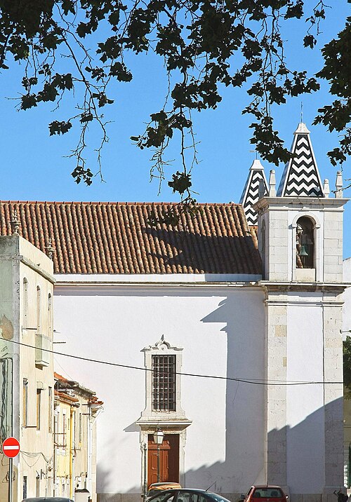 Image: Igreja de Santa Cruz   Barreiro   Portugal (49163660306) (cropped)