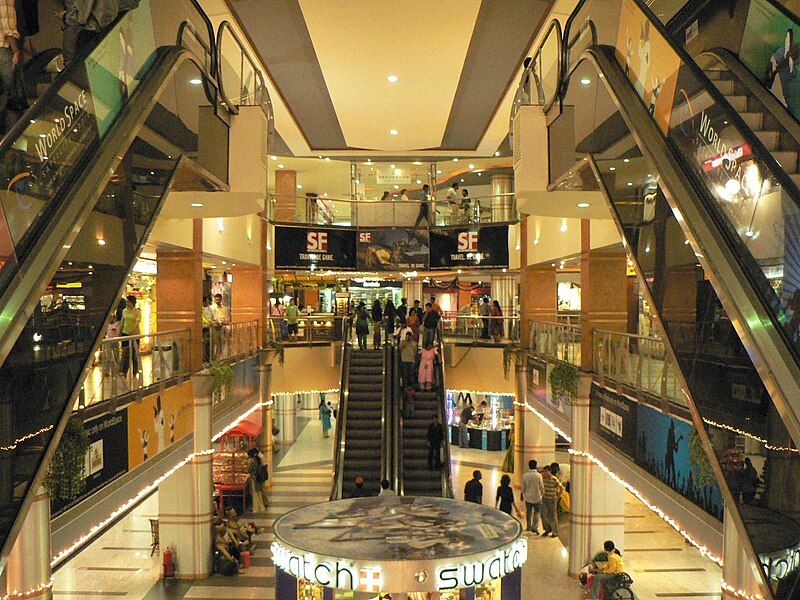File:Inside Garuda Mall, Bangalore.jpg