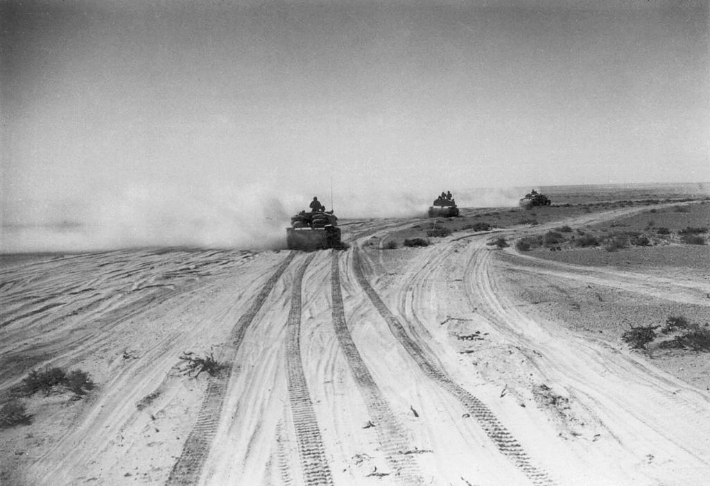 1024px-Italian_semoventes_in_action.jpg