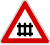 Italian traffic signs - passaggio a livello con barriere.svg