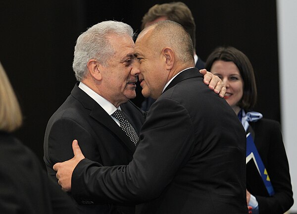 Avramopoulos and Bulgarian Prime Minister Boyko Borisov in 2018