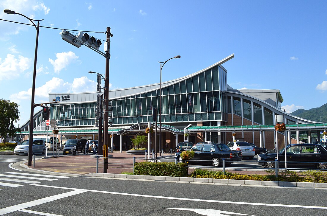 亀岡駅