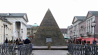 21.2.13 Karlsruher Pyramide