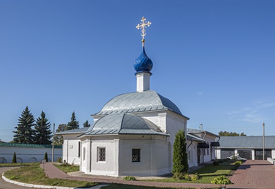 996. Казанская церковь с больничными палатами, Фёдоровский монастырь, Переславль-Залесский Автор — Jurfeld