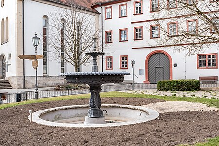 Kitzingen, Kaiserstraße, Springbrunnen 20170305 001