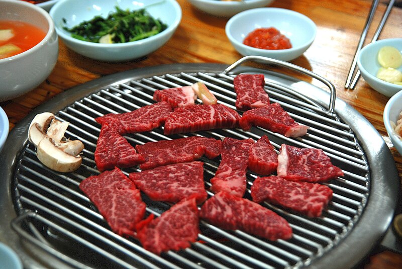 File:Korean barbecue-Hoenggye hanwu-02.jpg