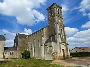 L'église Saint-Pierre de Vouhé.jpg