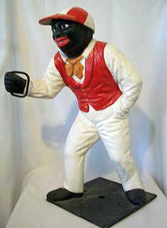 <span class="mw-page-title-main">Lawn jockey</span> Small statue of a man in jockey clothes