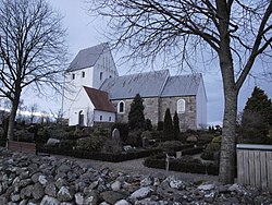 Lejrskov Kirke 2 - januar 2017.jpg