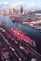 English: Skyline with Harbor Island in foreground