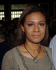 Lola Johnson 2011 (cropped).jpg