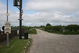 Low Lane and Lowfield Lane Junction near Hills View - geograph.org.uk - 6519020.jpg