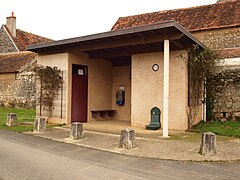 L'Aile Bleue busstoppested i 2014.