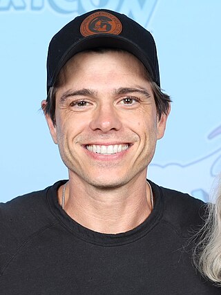 <span class="mw-page-title-main">Matthew Lawrence</span> American actor and singer (born 1980)
