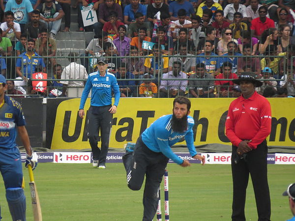 Moeen Ali bowling against Sri Lanka