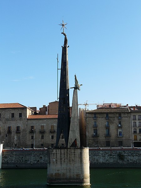 File:Monument a la Batalla de l'Ebre P1070882.JPG