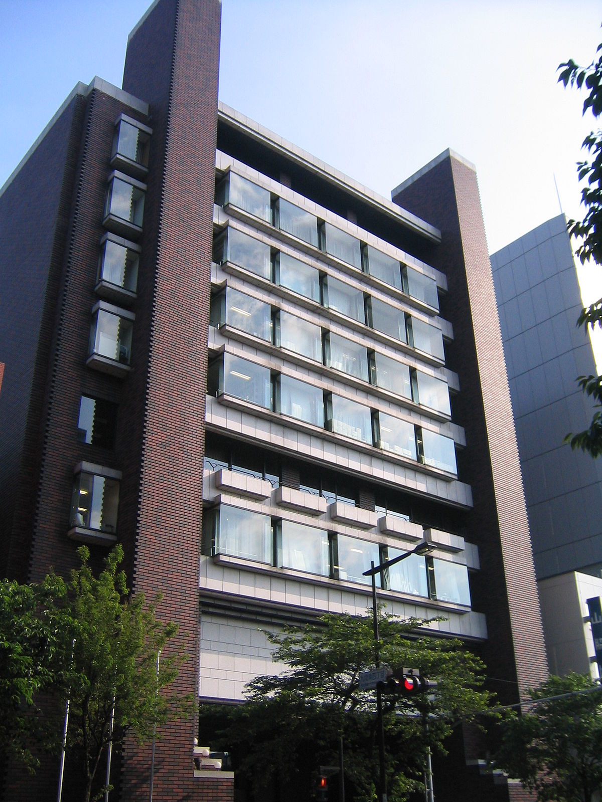 日本大学 Wikipedia