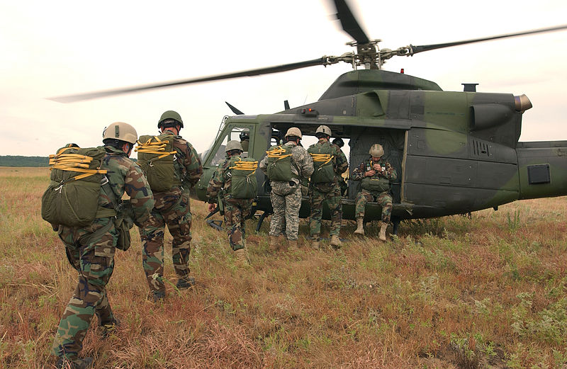 File:National Guard CH-146 Griffon Patriot 2006 exercises.jpg