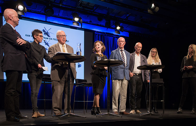 File:Nato debate in Stockholm in 2015-3.jpg