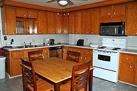 Framed cabinets with only little overlay