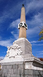 Миниатюра для Файл:Obelisco de la fuente Castellana - Parque de la Arganzuela (30 de noviembre de 2014, Madrid) 04.JPG