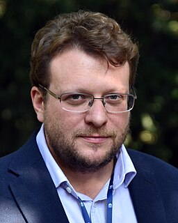 <span class="mw-page-title-main">Peter Pomerantsev</span> British journalist and film maker