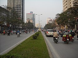 Phố Láng Hạ, trung tâm Thành phố