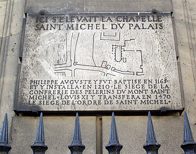 Minnesplakett över Saint-Michel-du-Palais vid Boulevard du Palais 10.
