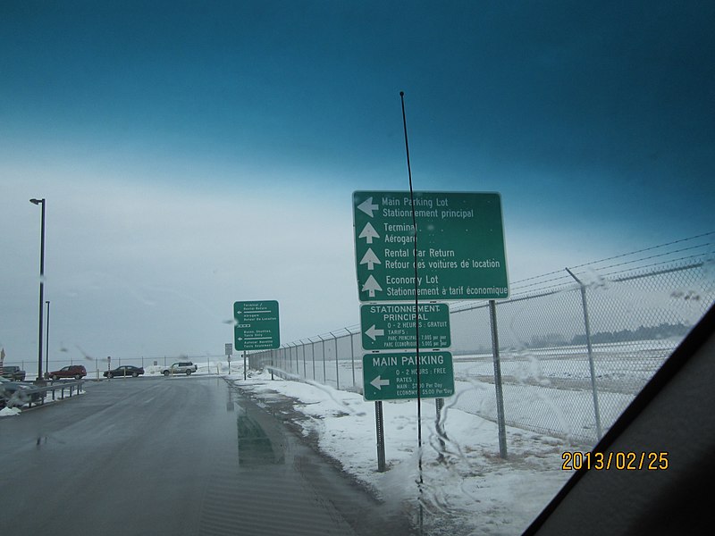 File:Plattsburgh Airport,New York - panoramio.jpg