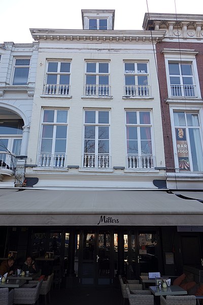 File:Plein 9, Den Haag.JPG