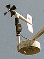 Helicoid propeller anemometer incorporating a wind vane for orientation