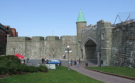 The St. John's gate was the site of James Livingston's feint.