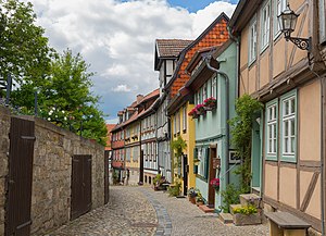 24. Platz: J.-H. Janßen mit Fachwerkhäuser Schlossberg 16 bis 21 in Quedlinburg