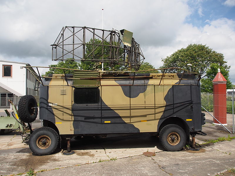 File:Radar trailer in Aalborg Forsvars- og Garnisonsmuseum, pic2.JPG