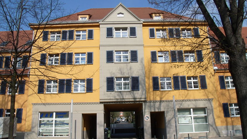 File:Rembrandtweg 18 in Weimar, Thüringen.JPG