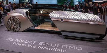 Renault EZ-Ultimo, Salón del Automóvil de París 2018, París (1Y7A1696-edit) .jpg