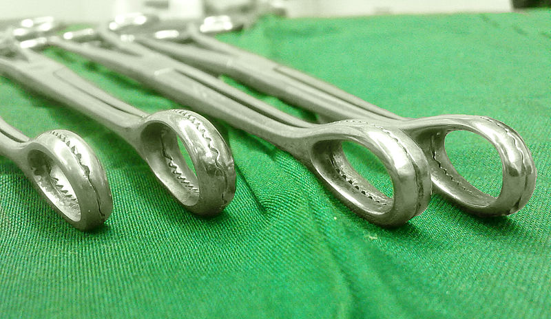 File:Ring Forceps.jpg