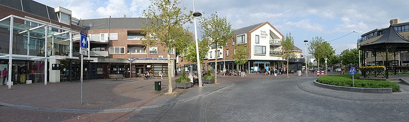 File:Rotonde centrum van Zandvoort P1140682.jpg