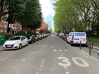 Comment aller à Rue Louis Lumière en transport en commun - A propos de cet endroit