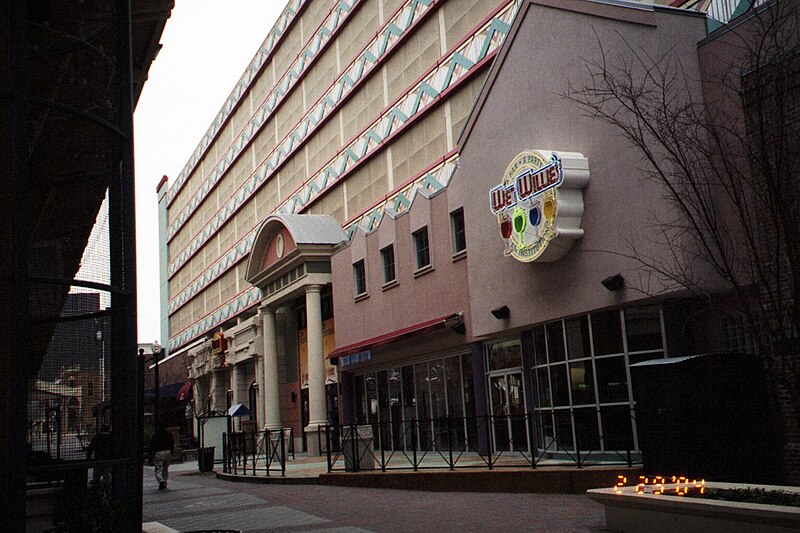 File:Shreveport-riverfront-3-2004-02-29.jpg