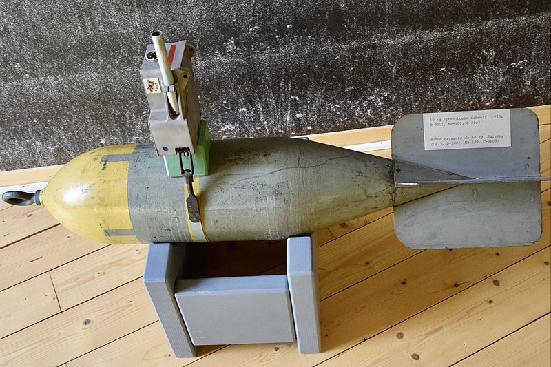 File:Sprengbombe(Explosive bomb) at Swiss Air Force Museum Dübendorf 03.jpg