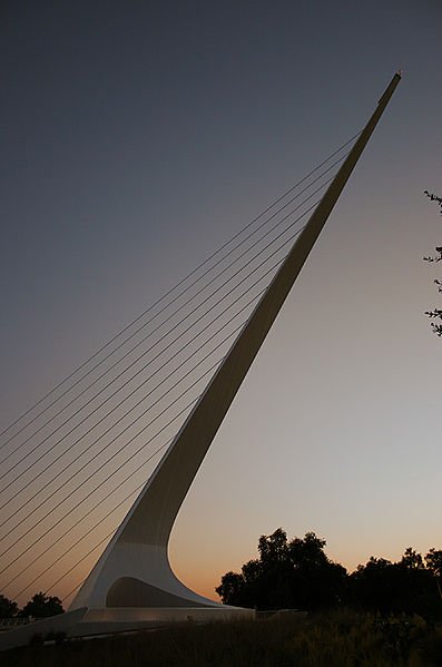 File:Sundial Bridge at Dusk.jpg