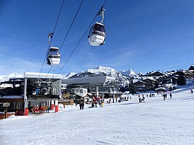 Télécabine Chenus et Front de neige de Courchevel (diciembre de 2019).JPG