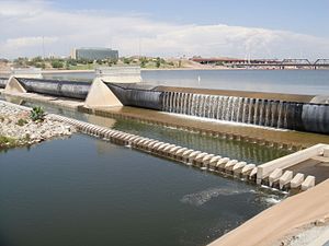 Tempe Town Lake - West Dams - 2009-09-04.JPG