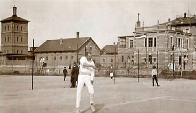 Tennis in Tübingen um 1909.jpg