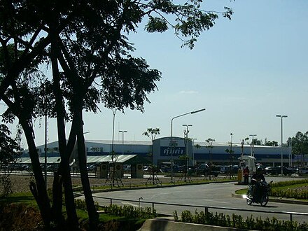 Tesco-Lotus superstore, Sakon Nakhon