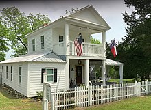 The Harris-Martin House in 2020 The Harris-Martin House 1837.jpg