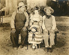 Oliver Hardy, Dorothy Dwan and Larry Semon film still The Wizard of Oz (SAYRE 14602).jpg