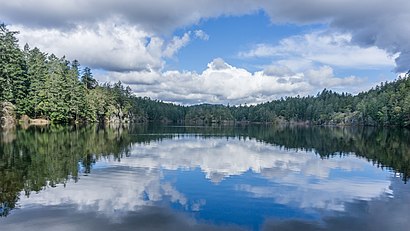 How to get to Thetis Lake Régional Park with public transit - About the place