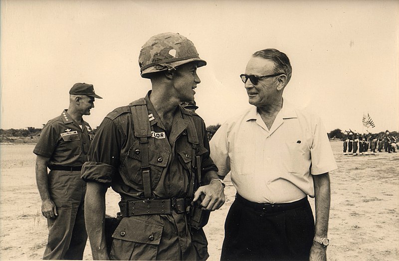 File:Thomas Taylor and General Maxwell Taylor meet in Vietnam.jpg